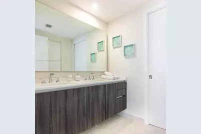 488 NE 18th St #2705, Miami, FL 33132 - Photo 35