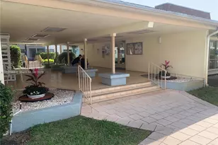 1395 NE 167th St, Miami, FL 33162 - Photo 11