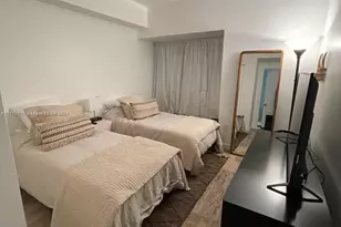 650 NE 32nd St, Miami, FL 33137 - Photo 5