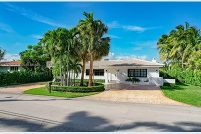 3351 NE 164th St, North Miami Beach, FL 33160 - Photo 3