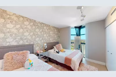 1000 W Island Blvd #2903, Aventura, FL 33160 - Photo 15