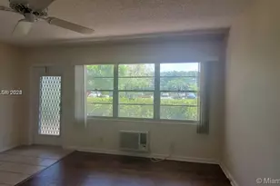 385 Fanshaw, Boca Raton, FL 33434 - Photo 3