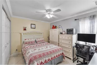126 Sparrow Dr #22B, Royal Palm Beach, FL 33411 - Photo 19