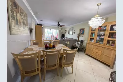 126 Sparrow Dr #22B, Royal Palm Beach, FL 33411 - Photo 3