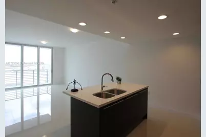 7875 NW 107th Ave #719, Doral, FL 33178 - Photo 5