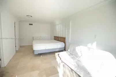 1850 NE 118th Rd, North Miami, FL 33181 - Photo 15