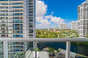 20515 E Country Club Dr, Aventura, FL 33180 - Photo 23