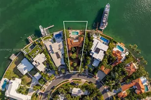 11 E Rivo Alto Dr, Miami Beach, FL 33139 - Photo 5