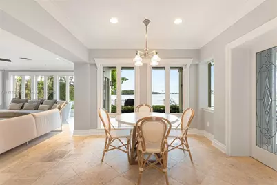 11 E Rivo Alto Dr, Miami Beach, FL 33139 - Photo 17