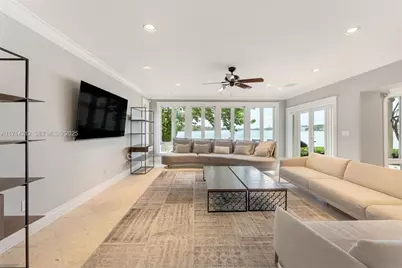11 E Rivo Alto Dr, Miami Beach, FL 33139 - Photo 21