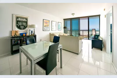 888 Biscayne Blvd #2511, Miami, FL 33132 - Photo 3
