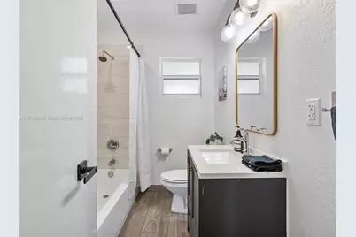 300 SW 23rd St, Fort Lauderdale, FL 33315 - Photo 33