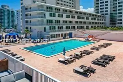 5401 Collins Ave #223, Miami Beach, FL 33140 - Photo 15