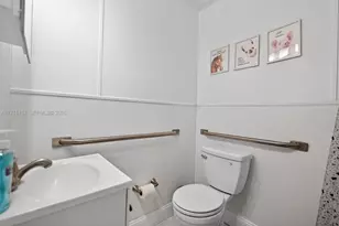 Farm Stay SW Extended Stay, Unincorporated Dade County, FL 33177 - Photo 29