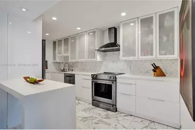 19707 Turnberry Way #16C, Aventura, FL 33180 - Photo 7