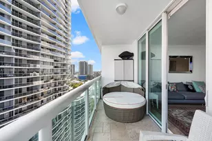 1800 N Bayshore Dr, Miami, FL 33132 - Photo 17