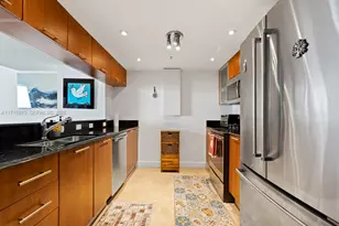 1800 N Bayshore Dr, Miami, FL 33132 - Photo 9