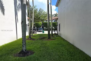 7854 Catalina Cir, Tamarac, FL 33321 - Photo 21