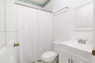 7854 Catalina Cir, Tamarac, FL 33321 - Photo 11