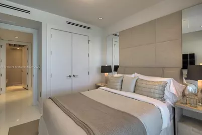 102 24th St #PH-1720, Miami Beach, FL 33139 - Photo 31