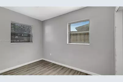 1240 SW 32nd Ave, Fort Lauderdale, FL 33312 - Photo 17