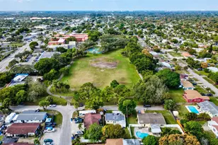 1240 SW 32nd Ave, Fort Lauderdale, FL 33312 - Photo 43