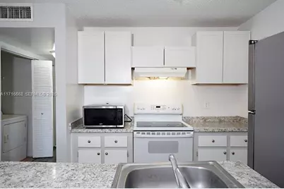 1727 W Meadows Cir W #1727, Boynton Beach, FL 33436 - Photo 13