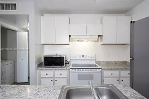1727 W Meadows Cir W, Boynton Beach, FL 33436 - Photo 13
