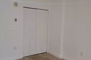 10275 Collins Ave, Bal Harbour, FL 33154 - Photo 17