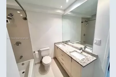 1000 West Ave #PH-07, Miami Beach, FL 33139 - Photo 15