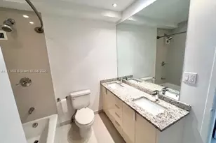 1000 West Ave, Miami Beach, FL 33139 - Photo 15