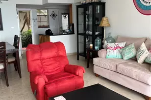 2920 Point E Dr, Aventura, FL 33160 - Photo 11