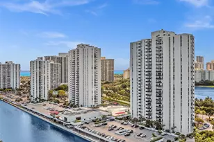 3625 N Country Club Dr, Aventura, FL 33180 - Photo 57