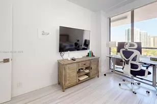 19667 Turnberry Way, Aventura, FL 33180 - Photo 27