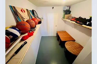 900 Bay Dr #411, Miami Beach, FL 33141 - Photo 9