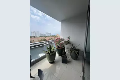 2950 NE 188th St #406, Aventura, FL 33180 - Photo 15