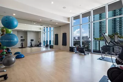 488 NE 18th St #401, Miami, FL 33132 - Photo 25