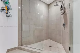 200 Biscayne Blvd Way, Miami, FL 33131 - Photo 21