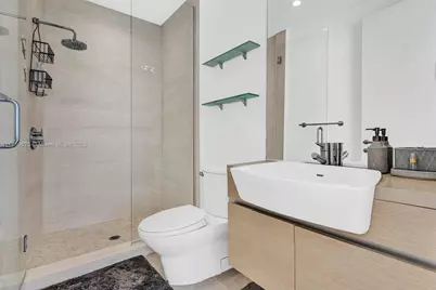 200 Biscayne Boulevard Way #5001, Miami, FL 33131 - Photo 17