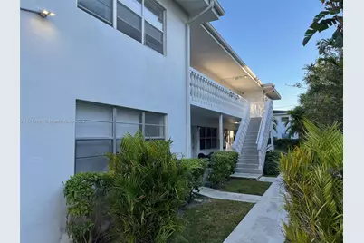 1130 102nd St, Bay Harbor Islands, FL 33154 - Photo 1