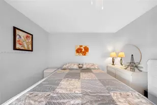 15610 NE 6th Ave, Miami, FL 33162 - Photo 13