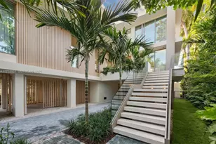 424 W Rivo Alto Dr, Miami Beach, FL 33139 - Photo 3
