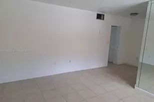 [Address not provided], North Miami, FL 33181 - Photo 5