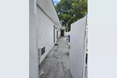 5712 Hollywood Blvd #2, Hollywood, FL 33021 - Photo 15