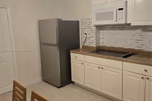 5712 Hollywood Blvd, Hollywood, FL 33021 - Photo 3