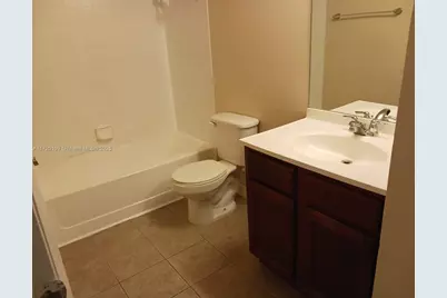 7630 Westwood Dr #305, Tamarac, FL 33321 - Photo 5