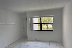 301 Racquet Club Rd, Weston, FL 33326 - Photo 7