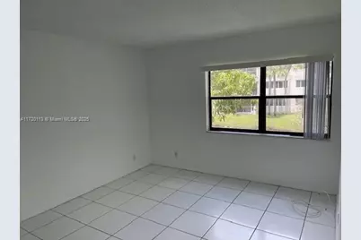 301 Racquet Club Rd #201, Weston, FL 33326 - Photo 11