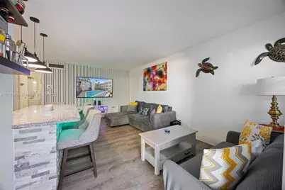 714 NE 10th St #108, Hallandale Beach, FL 33009 - Photo 3