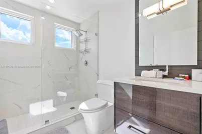 201 Atlantic Ave, Sunny Isles Beach, FL 33160 - Photo 27